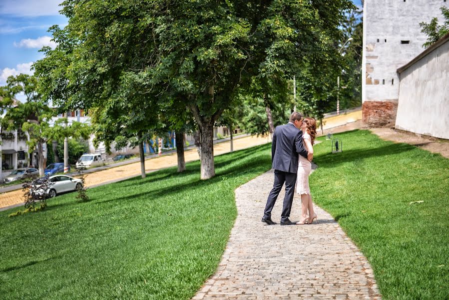 Fotografo di matrimoni Vlad Axente (vladaxente). Foto del 25 maggio 2016