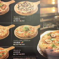 堤諾比薩  Tino's Pizza Cafe