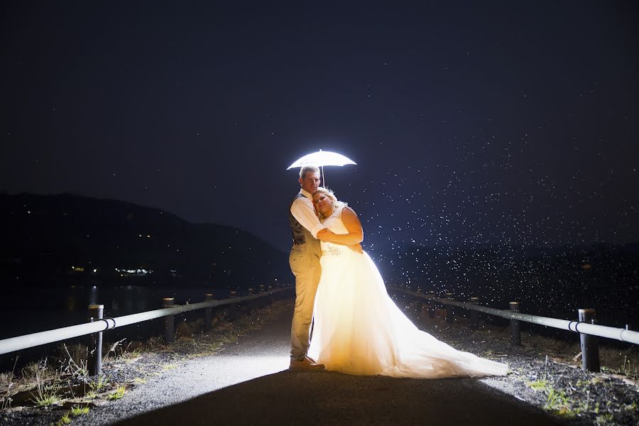 Fotógrafo de casamento Romaen Tiffin (renphotos). Foto de 4 de outubro 2018