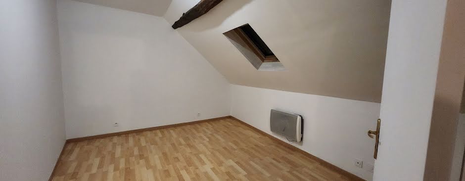 Location  appartement 2 pièces 36.16 m² à Château-Landon (77570), 600 €