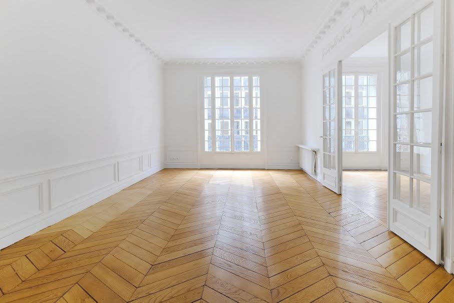 Location  appartement 5 pièces 155 m² à Paris 9ème (75009), 5 129 €