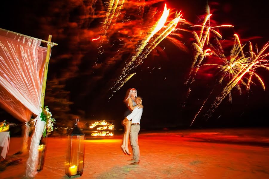 Fotógrafo de bodas Nadezhda Babushkina (nadya-ba). Foto del 16 de julio 2019