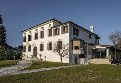 Villa with garden and terrace 10