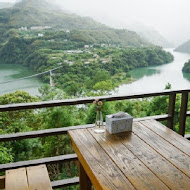 森鄰水岸景觀咖啡館