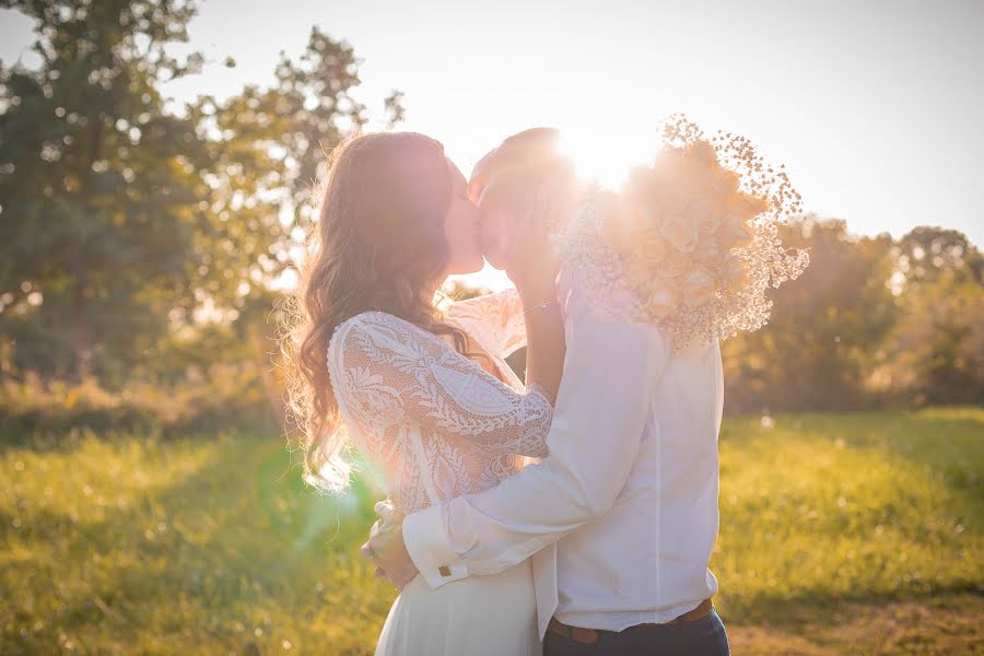 Photographe de mariage Dominika Skubová (domifotografik). Photo du 23 novembre 2023