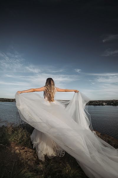 Wedding photographer Elena Kosmatova (kosmatova). Photo of 18 September 2019