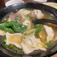 呷霸牛肉麵(南平店)