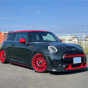 ミニ ハッチバック JCW