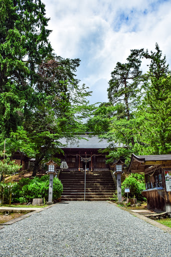 土津神社