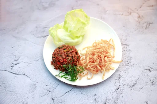 Oriental Chicken Lettuce Cups With Wonton Crisps