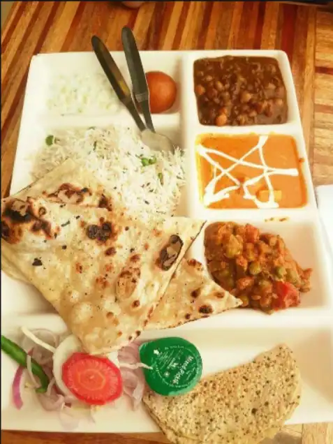 Naan Thali