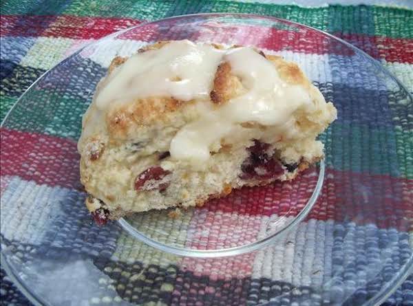 CRANBERRY ORANGE SCONES_image