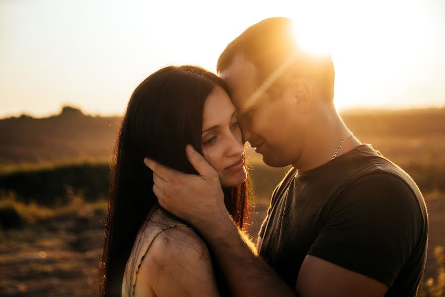 Fotógrafo de casamento Yuliya Rubo (blueeyes). Foto de 25 de setembro 2019