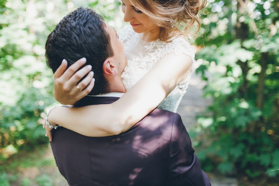 Fotografo di matrimoni Yuliya Rekhova (yuyucinnamon). Foto del 9 ottobre 2016