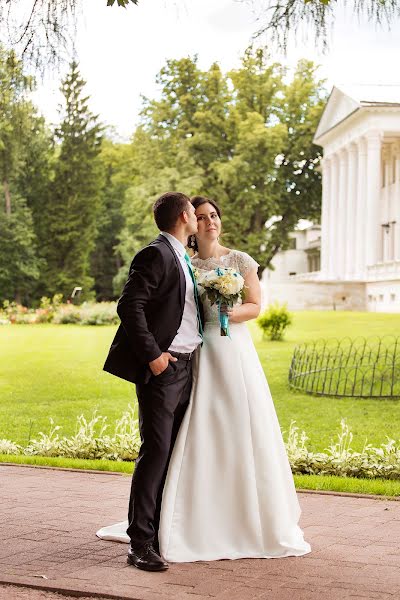 Fotografo di matrimoni Galina Zhikina (seta88). Foto del 13 luglio 2017