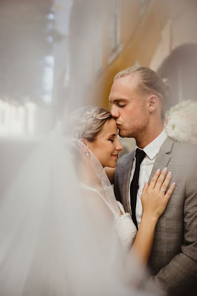 Wedding photographer Szilvia Edl (szilviaedl). Photo of 22 January 2020