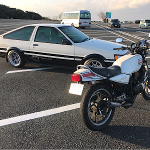 カローラレビン AE86