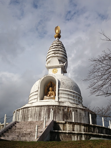 仏舎利塔