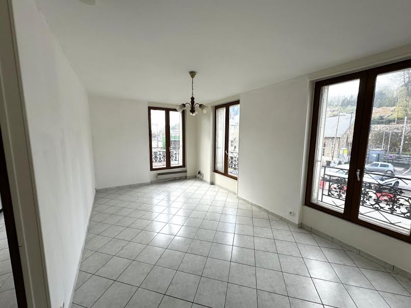 Location  appartement 1 pièce 43 m² à La Ferté-sous-Jouarre (77260), 565 €