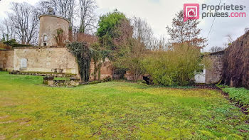 manoir à Beaumont Saint-Cyr (86)