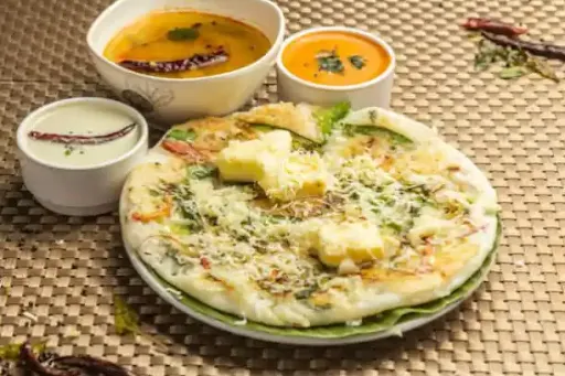 Cheese Onion Uttapam