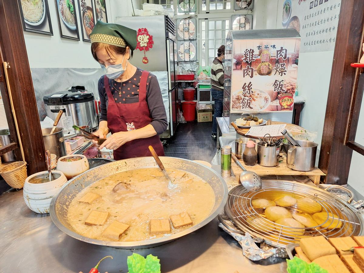 【美食】「福記古早味米粉湯」米粉湯、肉圓、肉燥飯、麵線，大溪