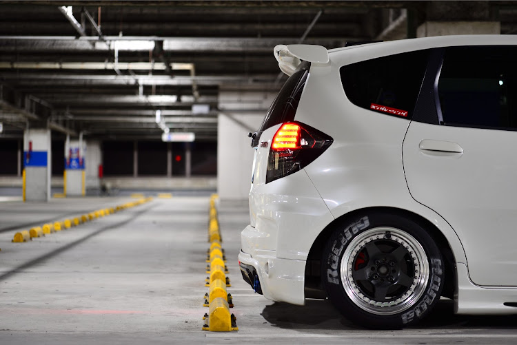 フィットのみんなのエアロ見てみたい・ラーメンやまもと食べたい🍜🤤・立駐・無限フルエアロ・ラーメン一に関するカスタム事例の投稿画像4枚目