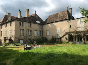 maison à La Clayette (71)