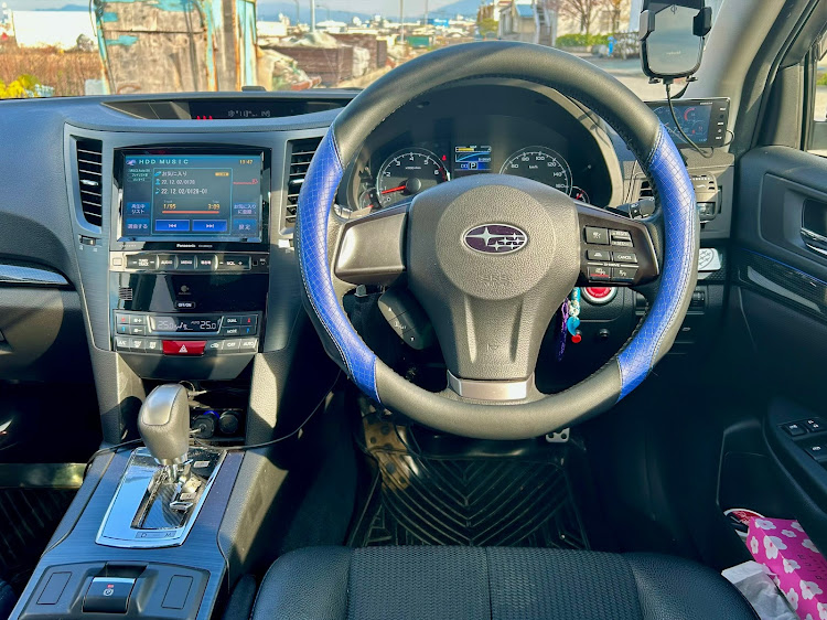 レガシィツーリングワゴンのみんなのお気に入り内装を見てみたい・12月もよろしくお願いします・昼休み中・サンルーフに関するカスタム事例の投稿画像6枚目