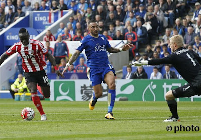 VIDEO: Zo vader, zo zoon! De ongelooflijke redding van Schmeichel die Leicester City opnieuw driepunter bezorgde