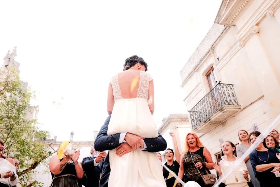 婚禮攝影師Simone Crescenzo（simocre）。2016 10月10日的照片