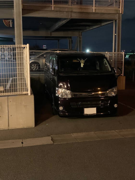 ハイエースバンの大分県・オールジャンルMT・ゆかいな仲間に関するカスタム事例の投稿画像1枚目