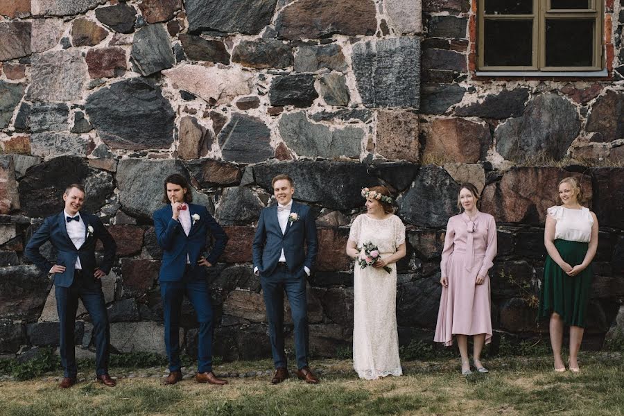 Wedding photographer Reetta Tulemo (taydenkuunkuva). Photo of 24 December 2018