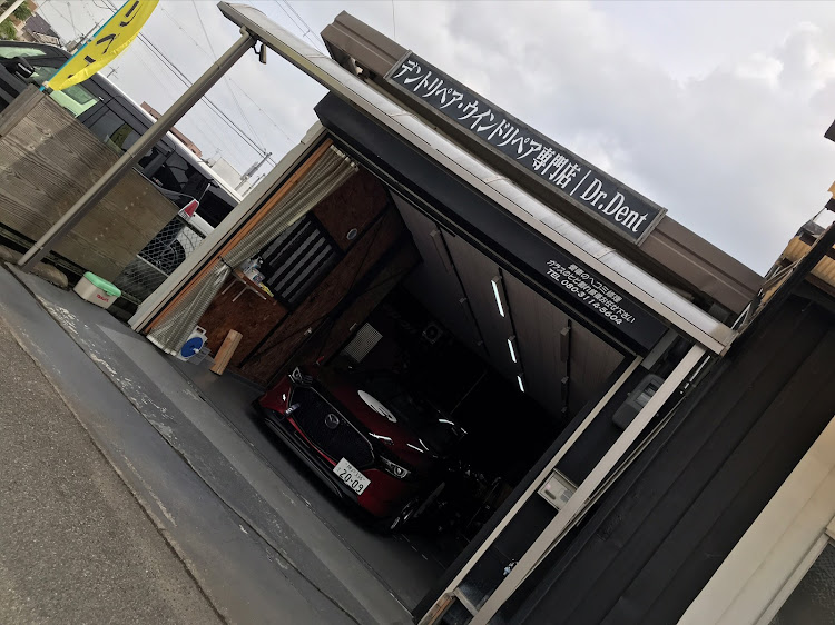 MAZDA3のフェンダー叩き出し・Tuning Garage REV・デントリペア・Dr.デント・ドアパンチに関するカスタム事例の投稿画像3枚目