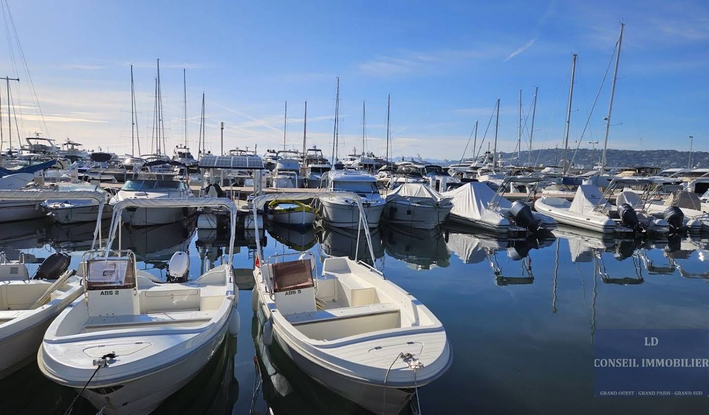 Propriété en bord de mer Cap d'Antibes