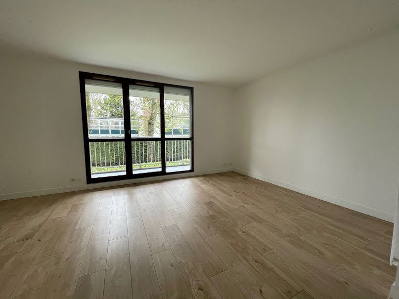 Location  appartement 2 pièces 53.2 m² à Margency (95580), 910 €