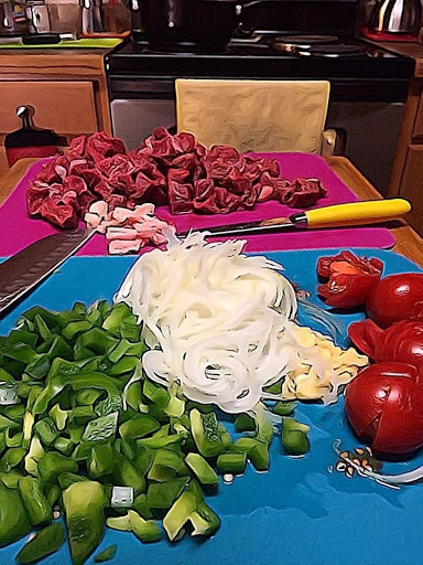 Freshly cubed Beef and freshly chopped and sliced Garlic, Onion, Bell Pepper and Tomato! 