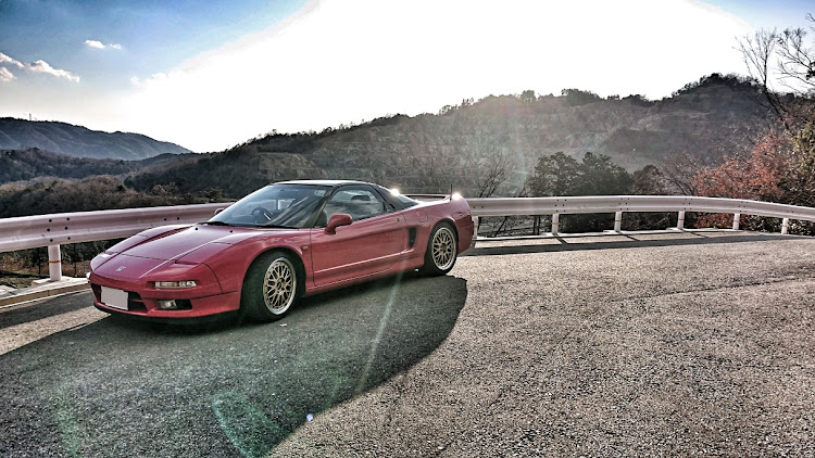 NSXの医療に従事される方々に感謝・セクシーボディ選手権・左斜め前写真展・あとひと踏ん張りに関するカスタム事例の投稿画像2枚目