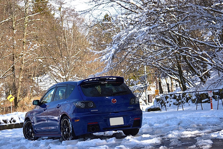 アクセラスポーツのLabradella Type-DS・4月なのに積雪・Nikon D5600・奥多摩パトロール・❌ちょっくらドライブ ⭕️ちょっくらギアチェンに関するカスタム事例の投稿画像2枚目