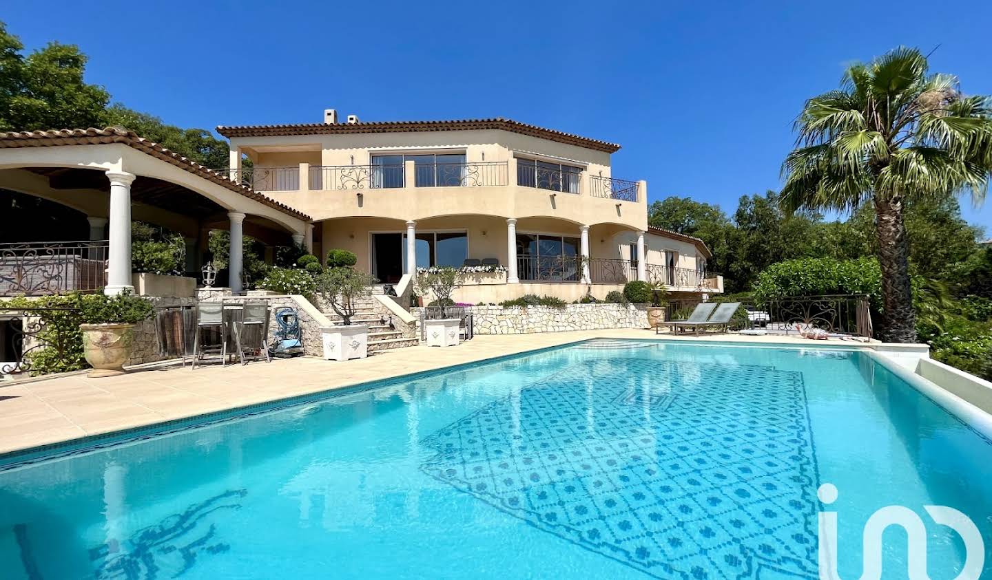 House with pool and terrace Les adrets-de-l'esterel