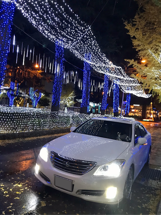 クラウンロイヤルのドライブ・洗車・クリスマスに関するカスタム事例の投稿画像1枚目