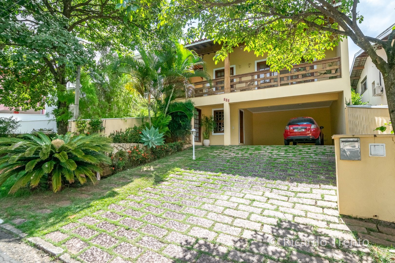 Casas à venda Condomínio Maison Blanche