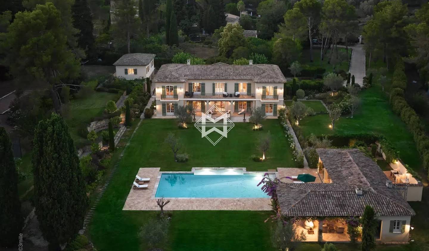 Villa with pool Mougins