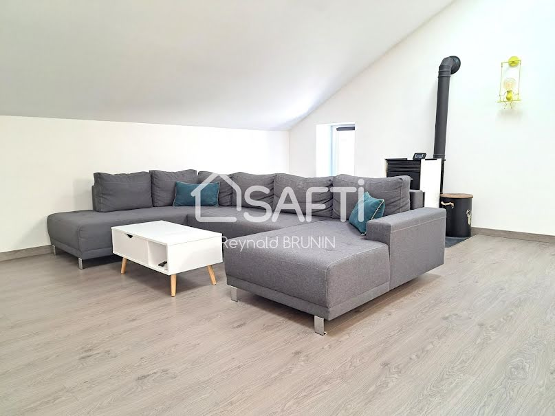 Vente appartement 4 pièces 128 m² à Remiremont (88200), 179 000 €