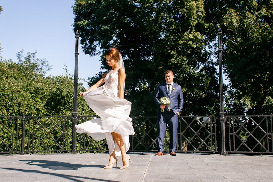 Fotógrafo de casamento Yuliya Fedosova (feya83). Foto de 15 de março 2017