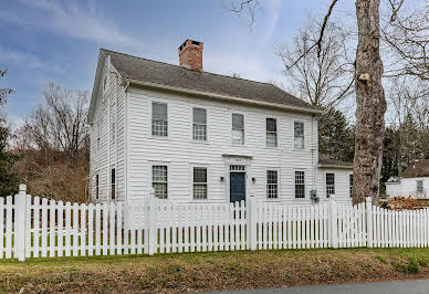 House with garden and terrace 2