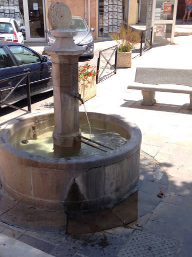 fontaine de l'île