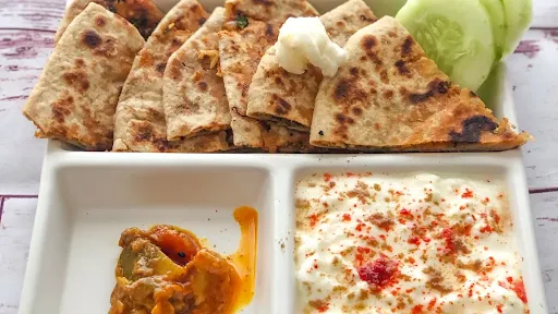 Amul Butter Paneer Pyaz Paratha