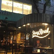 StayReal Café(台中一中店)