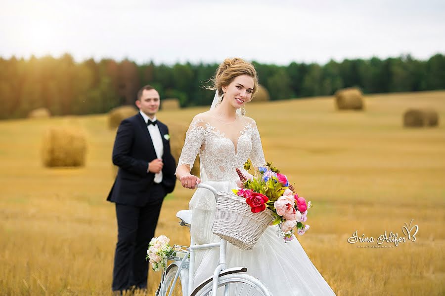 Fotografo di matrimoni Irina Alifer (irinaalifer). Foto del 10 agosto 2016